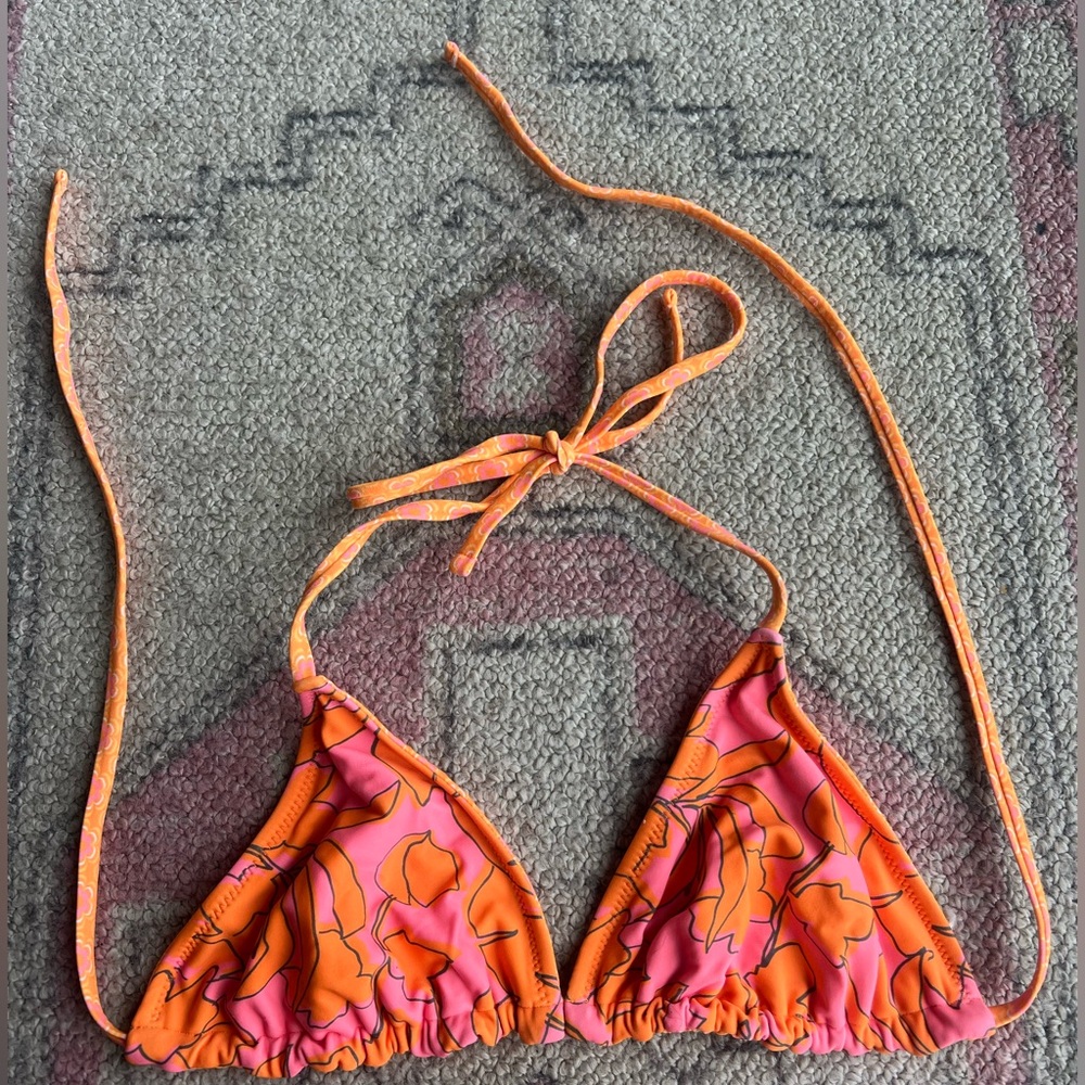 NWOT Pink & Orange Reversible Bikini Top - Large